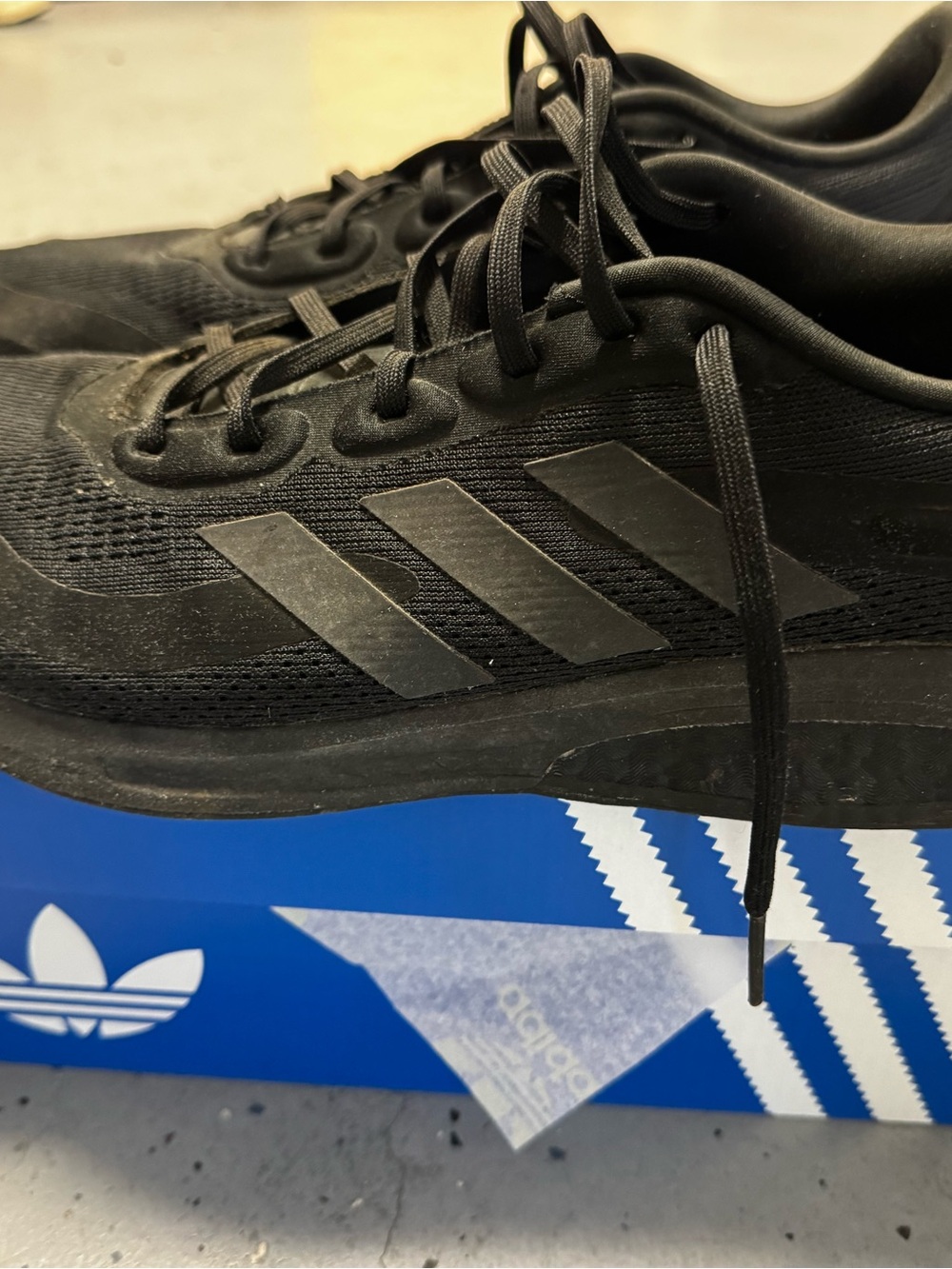 adidas Men's Black Mesh Running Sneakers